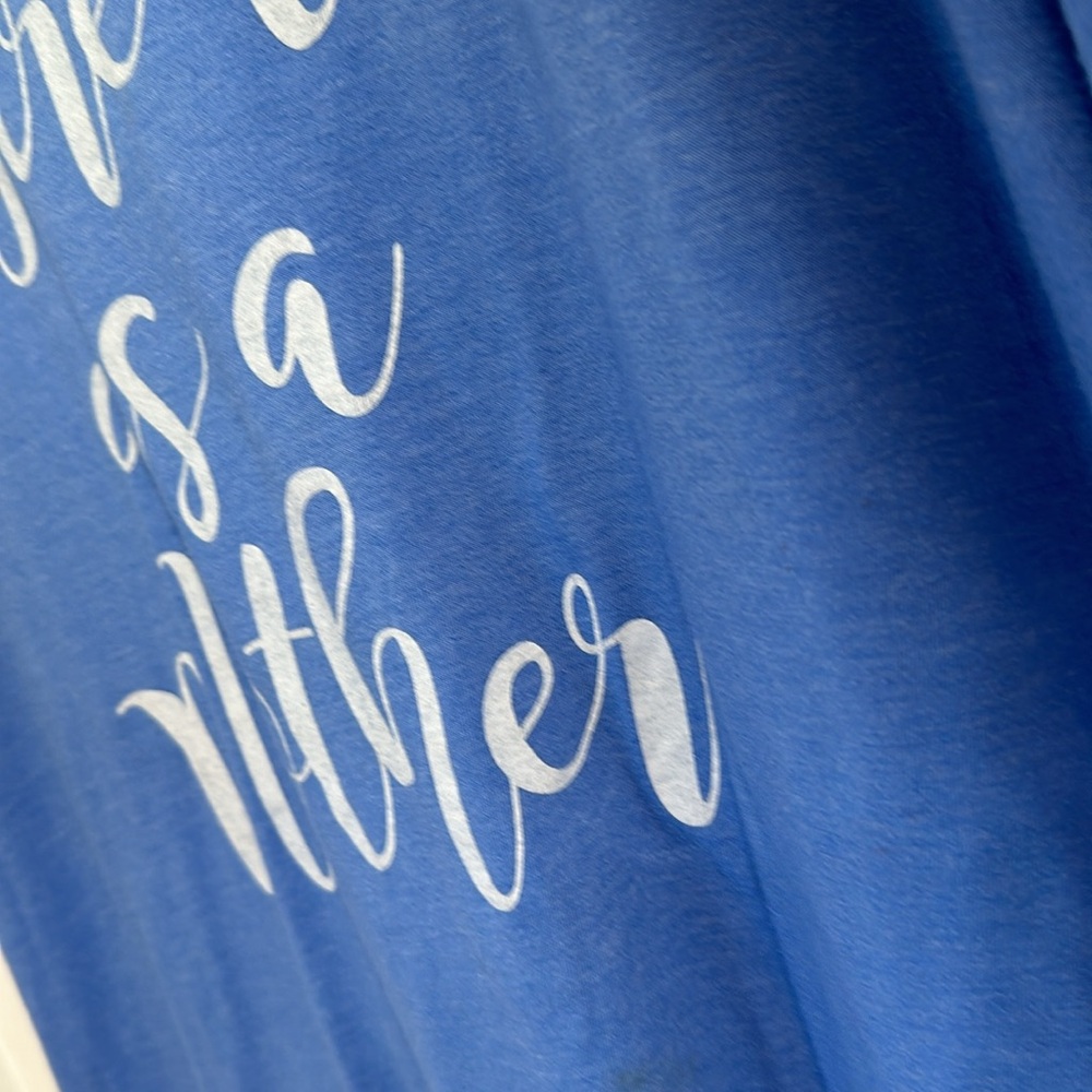 Canvas blue tired as a mother short sleeve top size extra large - Picture 5 of 6